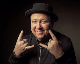 SEBASTIAN KRUMBIEGEL - Solo am Piano