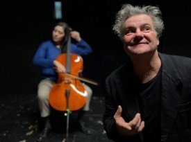 CLOWN MEETS CELLO - Tom Quaas & Ekaterina Gorynina